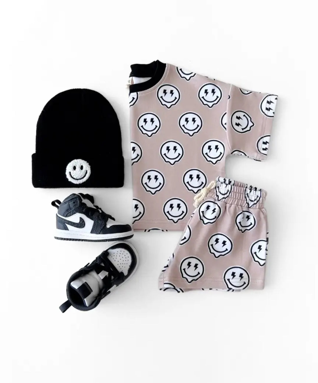 Beige Smiley & Lightning Bolt Kids Set/Boys two piece sets