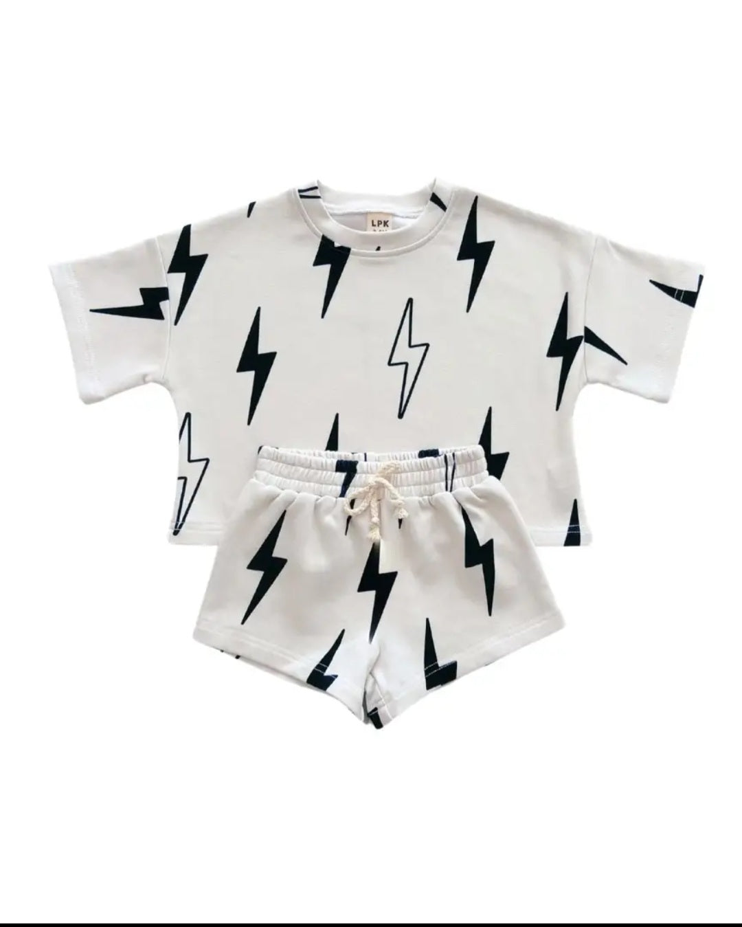 Lighting Bolt Boys Trendy $ comfy kids outfit/Boys Two piece sets