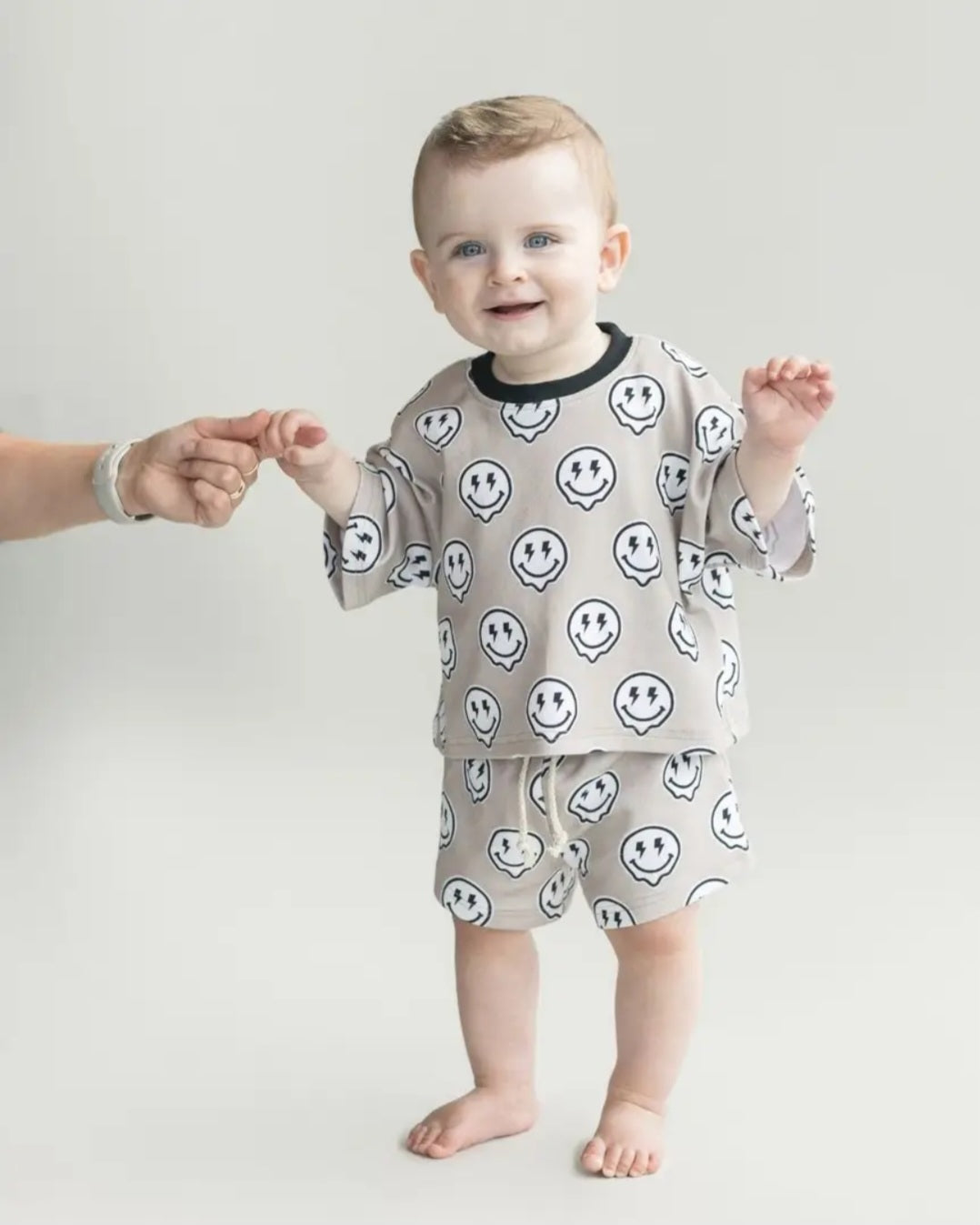 Beige Smiley & Lightning Bolt Kids  Set/Boys two piece sets