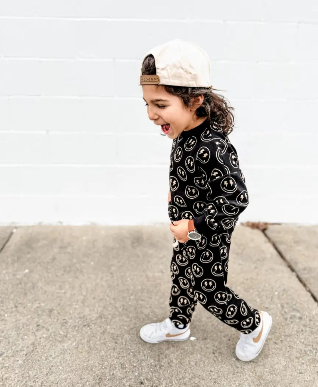 Trendy Black Smiley & Lightning Bolt Kids Sweatshirt and Jogger Set